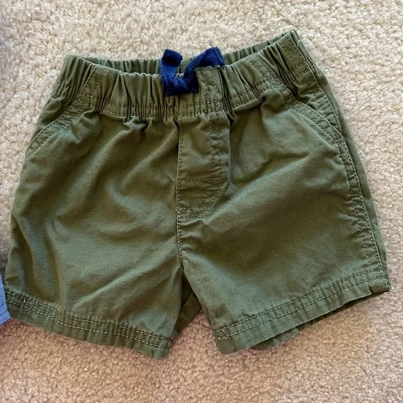 Carter’s baby boy outfit - Picture 3 of 5